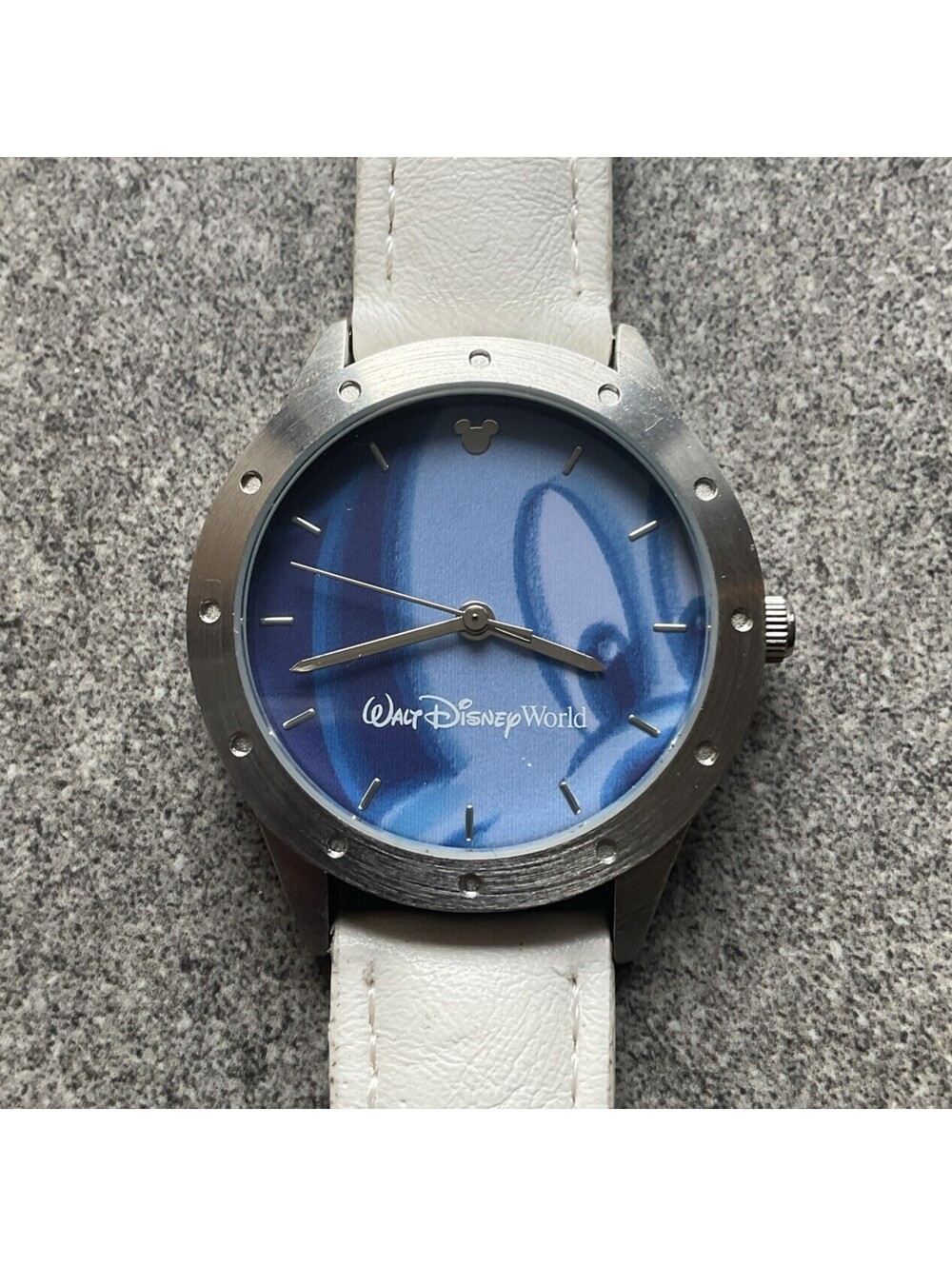 Walt Disney World Limited Release Mickey Mouse Watch Blue Dial White Band A12